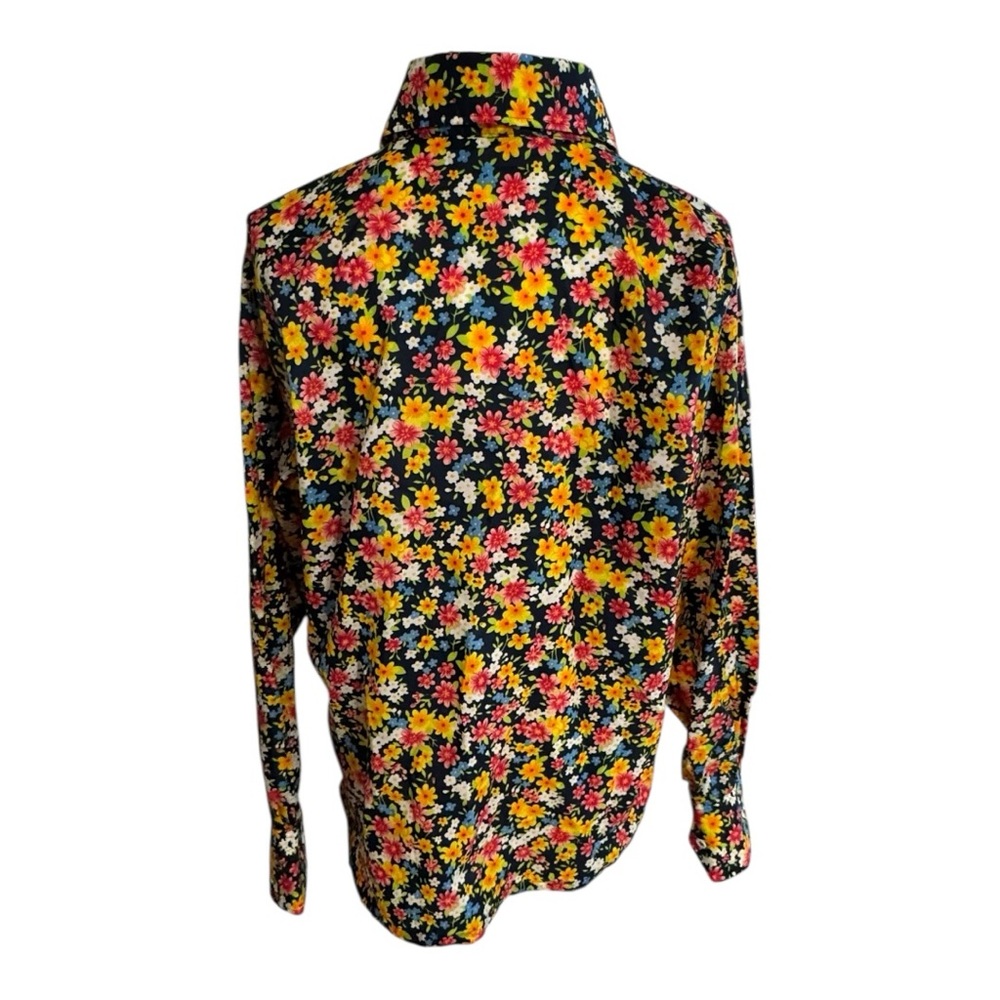 Floral Button-Up Women's Top - Picture 2 of 9